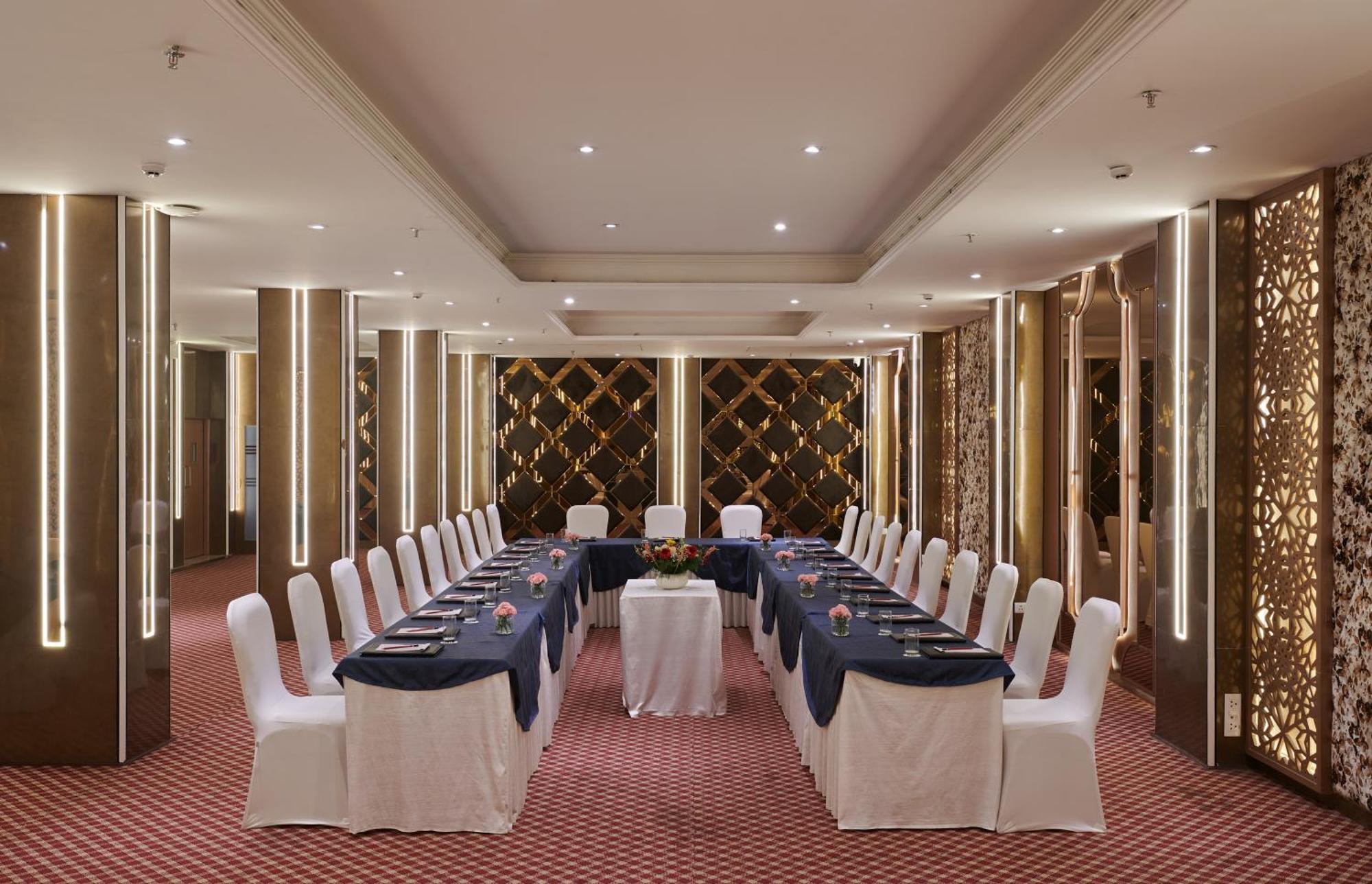 Deventure Sarovar Portico Patel Nagar New Delhi Exterior foto