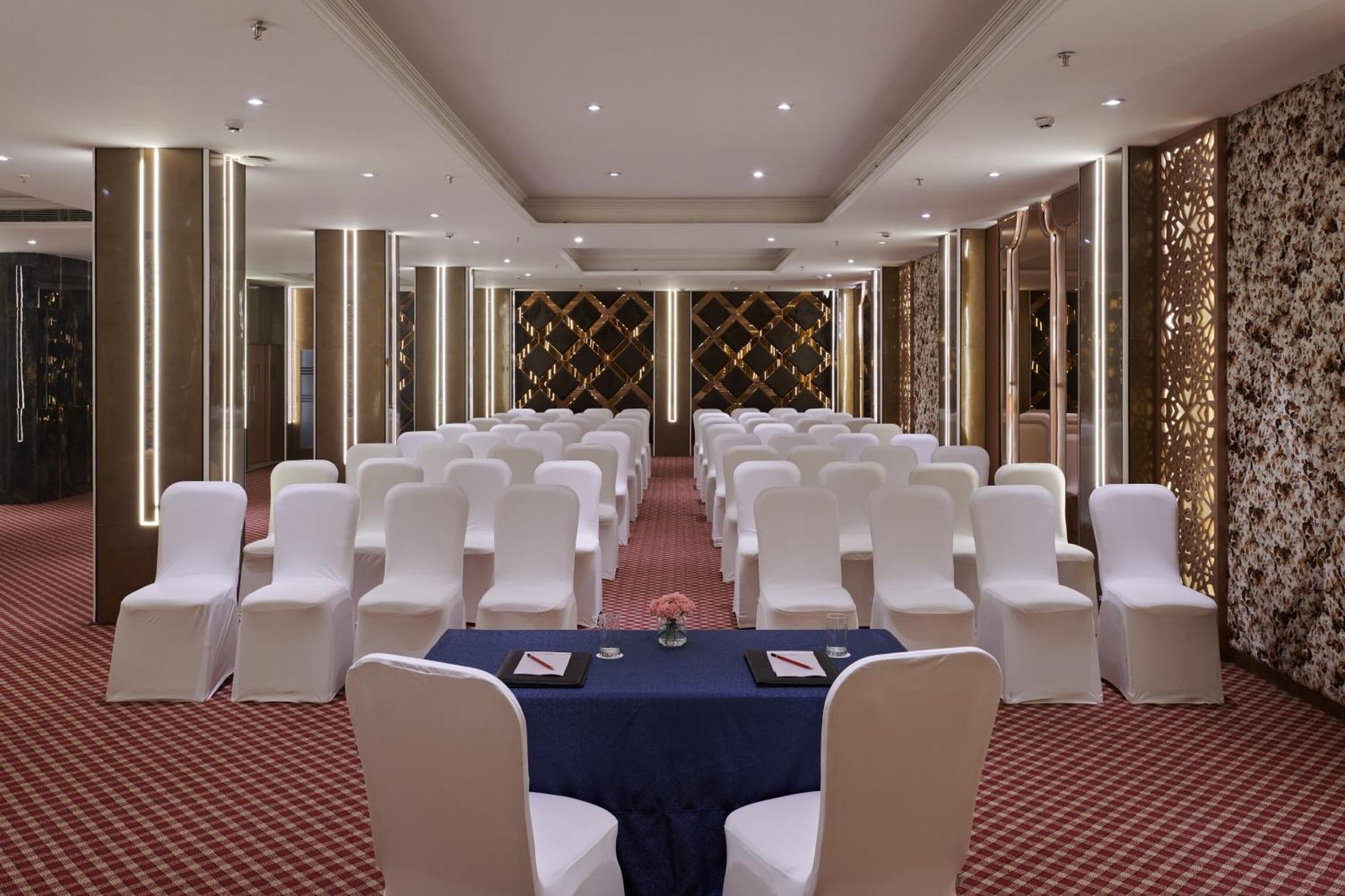 Deventure Sarovar Portico Patel Nagar New Delhi Exterior foto
