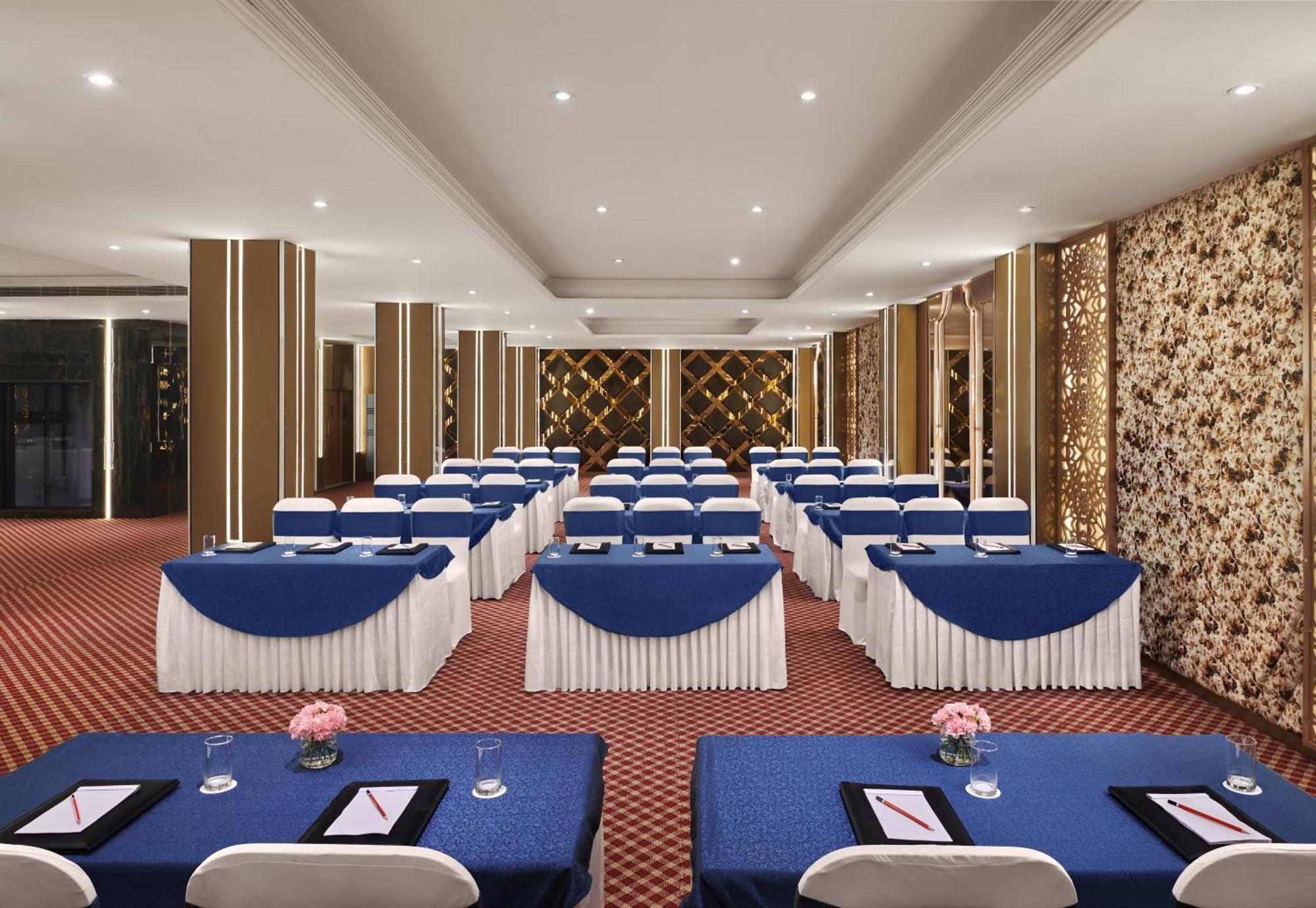Deventure Sarovar Portico Patel Nagar New Delhi Exterior foto