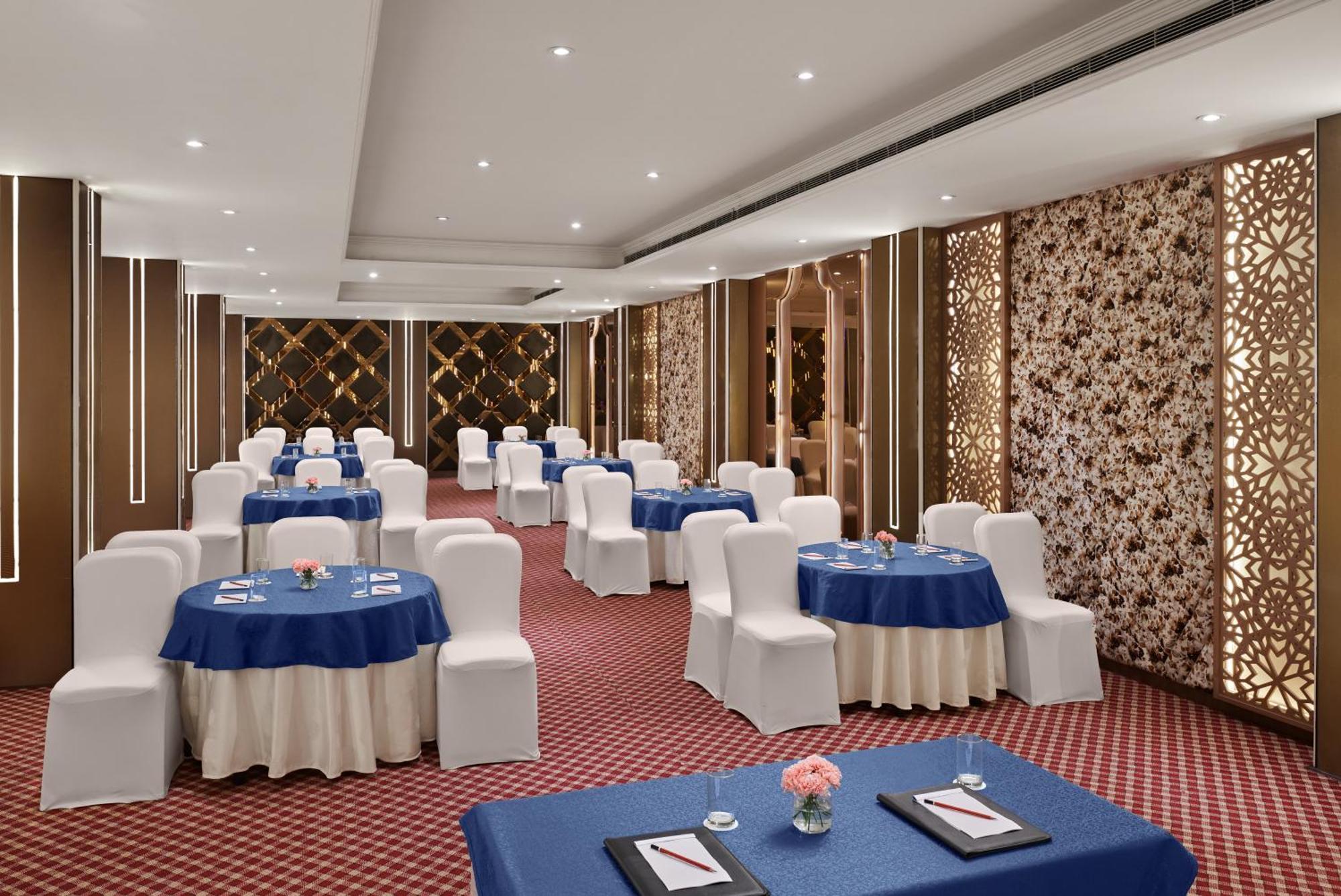 Deventure Sarovar Portico Patel Nagar New Delhi Exterior foto